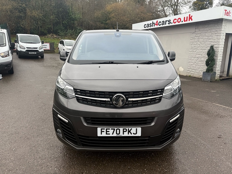 Vauxhall 2.0 Turbo D 3100 Elite Crew Van Double Cab 5dr Diesel Auto L1 H1 Euro 6 (s/s) (180 ps)