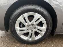 Vauxhall Vivaro Turbo D 3100 Elite 