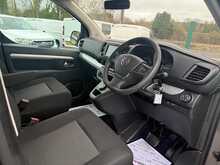 Vauxhall Vivaro Turbo D 3100 Elite 