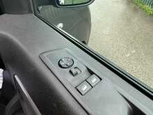 Vauxhall Vivaro Turbo D 3100 Elite 