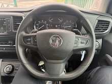 Vauxhall Vivaro Turbo D 3100 Elite 