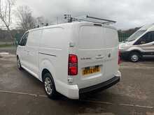 Vauxhall Vivaro Turbo D 2900 Sportive 