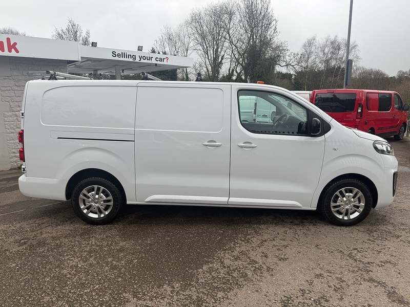 Vauxhall 1.5 Turbo D 2900 Sportive Panel Van 6dr Diesel Manual L2 H1 Euro 6 (s/s) (100 ps)