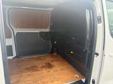 Vauxhall Vivaro Turbo D 2900 Sportive 