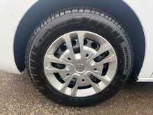 Vauxhall Vivaro Turbo D 2900 Sportive 