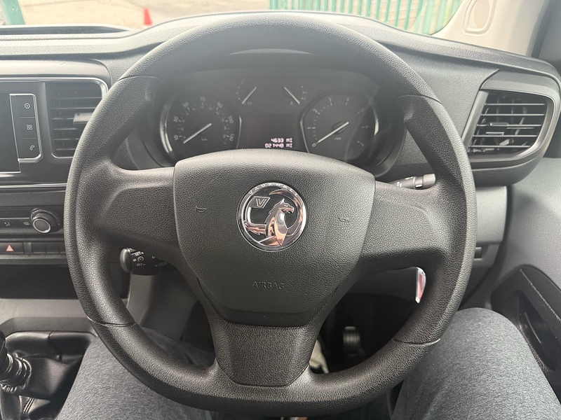 Vauxhall 1.5 Turbo D 2900 Sportive Panel Van 6dr Diesel Manual L2 H1 Euro 6 (s/s) (100 ps)