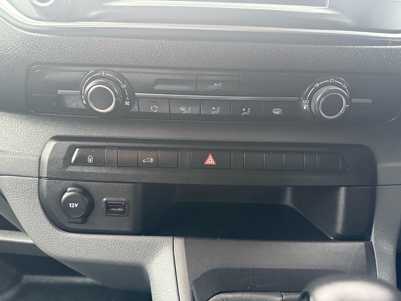 Vauxhall 1.5 Turbo D 2900 Sportive Panel Van 6dr Diesel Manual L2 H1 Euro 6 (s/s) (100 ps)