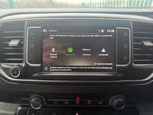 Vauxhall Vivaro Turbo D 2900 Sportive 
