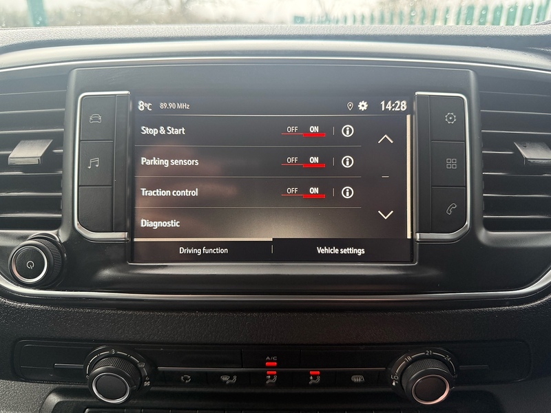 Vauxhall 1.5 Turbo D 2900 Sportive Panel Van 6dr Diesel Manual L2 H1 Euro 6 (s/s) (100 ps)