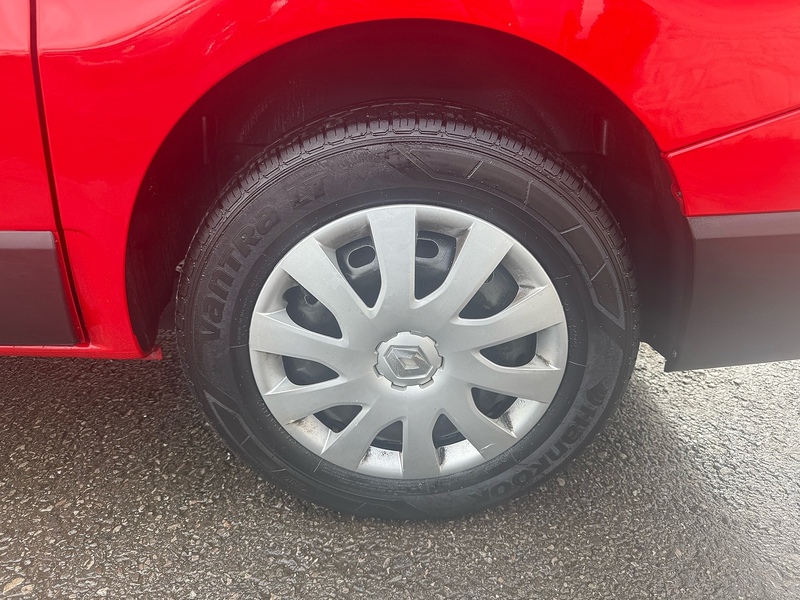 Renault 2.0 dCi ENERGY 28 Business+ motorhome 5dr Diesel Manual SWB Standard Roof Euro 6 (s/s) (120 ps)