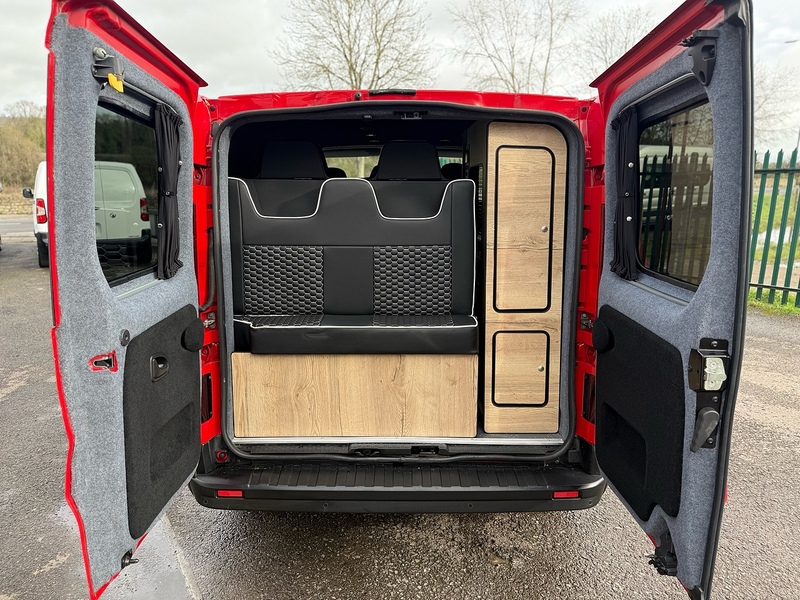 Renault 2.0 dCi ENERGY 28 Business+ motorhome 5dr Diesel Manual SWB Standard Roof Euro 6 (s/s) (120 ps)