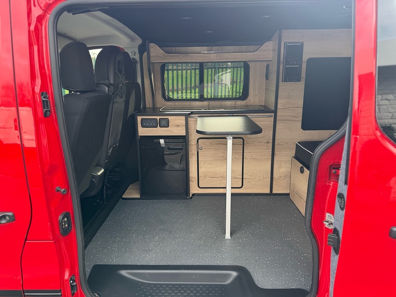 Renault 2.0 dCi ENERGY 28 Business+ motorhome 5dr Diesel Manual SWB Standard Roof Euro 6 (s/s) (120 ps)