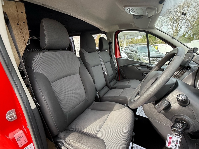 Renault 2.0 dCi ENERGY 28 Business+ motorhome 5dr Diesel Manual SWB Standard Roof Euro 6 (s/s) (120 ps)