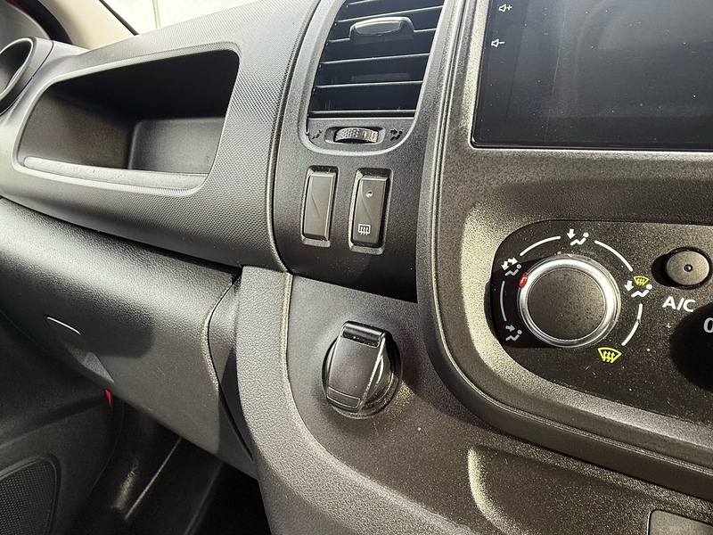 Renault 2.0 dCi ENERGY 28 Business+ motorhome 5dr Diesel Manual SWB Standard Roof Euro 6 (s/s) (120 ps)