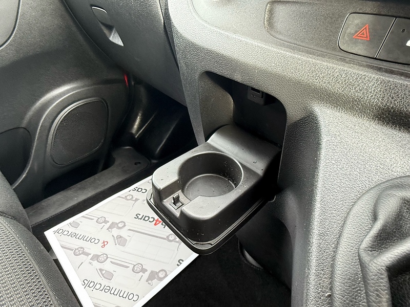 Renault 2.0 dCi ENERGY 28 Business+ motorhome 5dr Diesel Manual SWB Standard Roof Euro 6 (s/s) (120 ps)