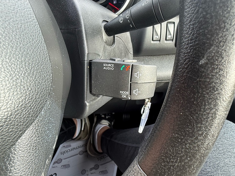 Renault 2.0 dCi ENERGY 28 Business+ motorhome 5dr Diesel Manual SWB Standard Roof Euro 6 (s/s) (120 ps)