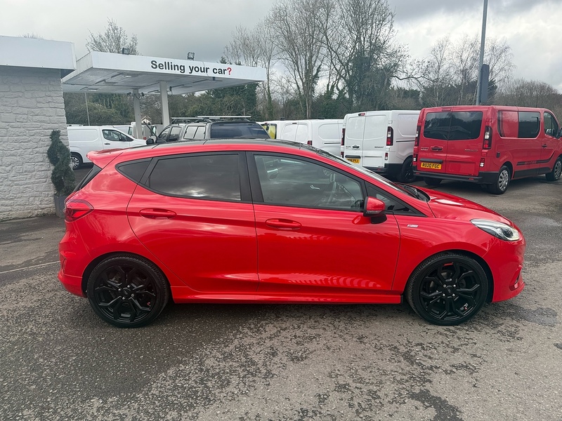 Ford 1.0T EcoBoost ST-Line X Hatchback 5dr Petrol Manual Euro 6 (s/s) (100 ps)