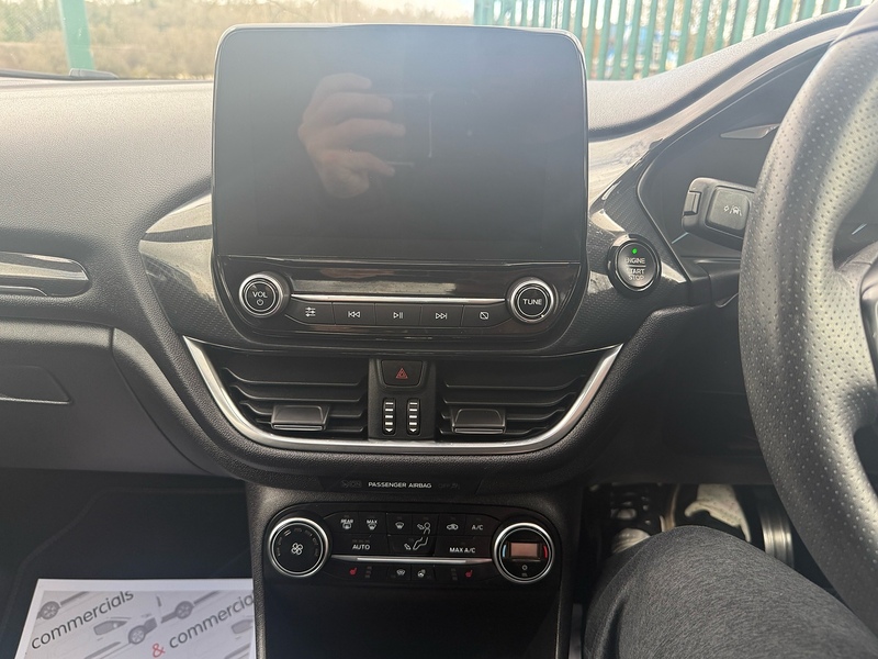 Ford 1.0T EcoBoost ST-Line X Hatchback 5dr Petrol Manual Euro 6 (s/s) (100 ps)