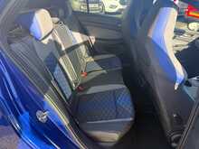 Volkswagen Golf TSI R 