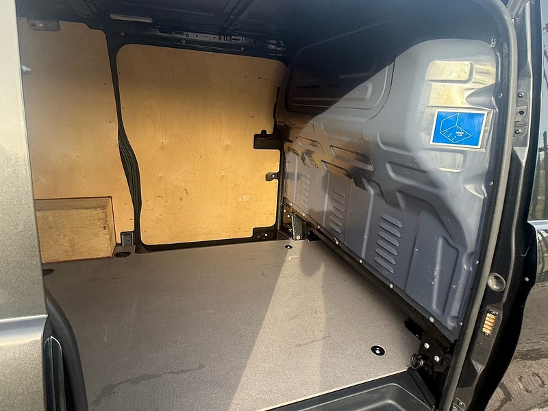 Mercedes-Benz 114 CDI Premium Panel Van 2.0 Automatic Diesel