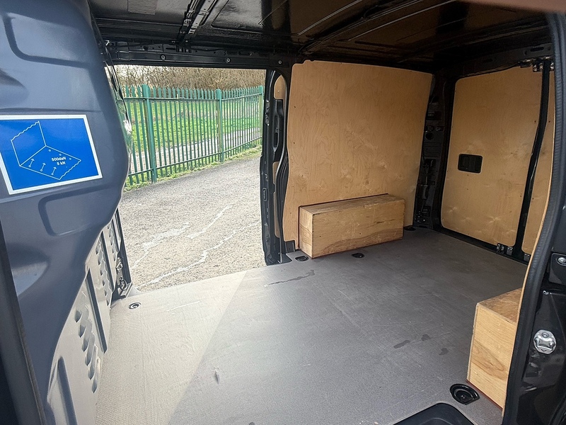 Mercedes-Benz 114 CDI Premium Panel Van 2.0 Automatic Diesel