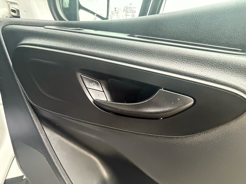 Mercedes-Benz 314 CDI Progressive 2.1 2dr Temperature Controlled Manual Diesel