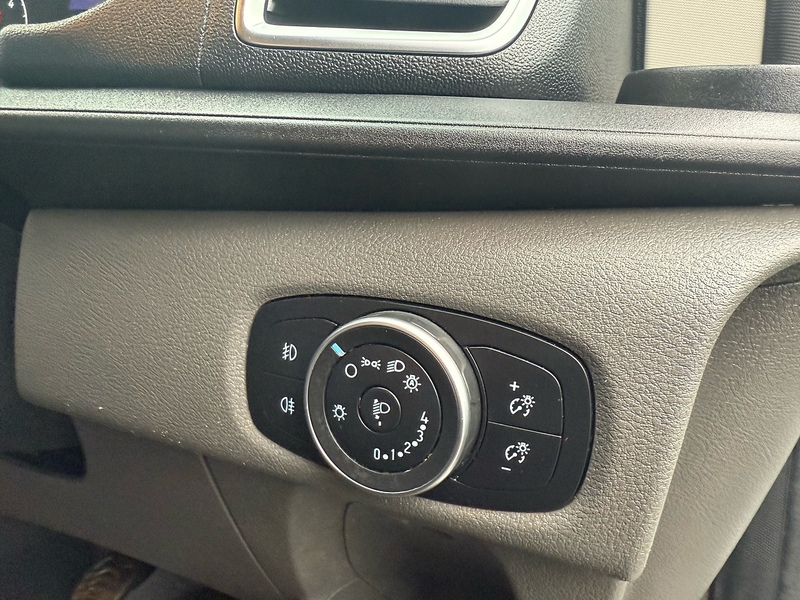 Ford 2.0 280 EcoBlue Limited Panel Van 5dr Diesel Manual L1 H1 Euro 6 (s/s) (130 ps)