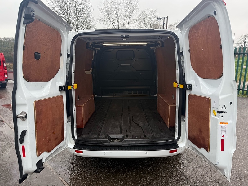 Ford 2.0 280 EcoBlue Limited Panel Van 5dr Diesel Manual L1 H1 Euro 6 (s/s) (130 ps)