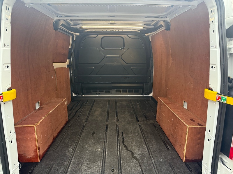 Ford 2.0 280 EcoBlue Limited Panel Van 5dr Diesel Manual L1 H1 Euro 6 (s/s) (130 ps)