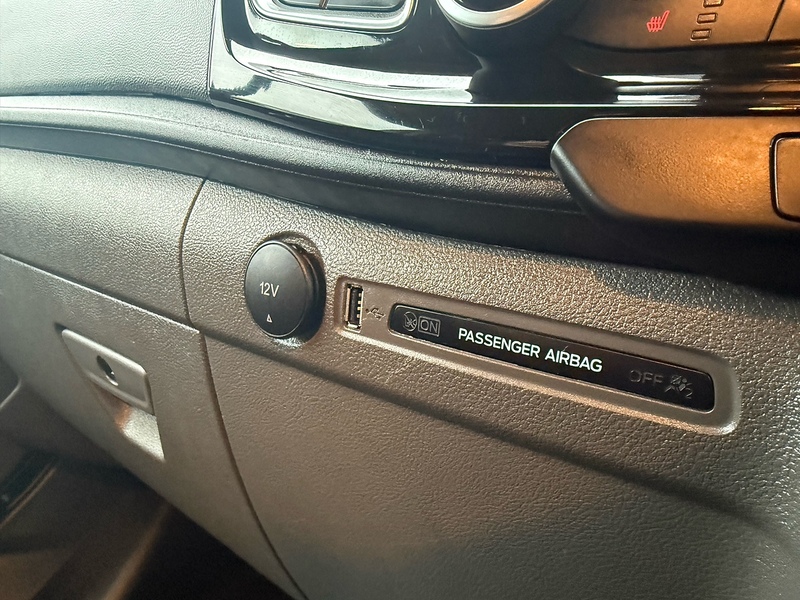 Ford 2.0 280 EcoBlue Limited Panel Van 5dr Diesel Manual L1 H1 Euro 6 (s/s) (130 ps)