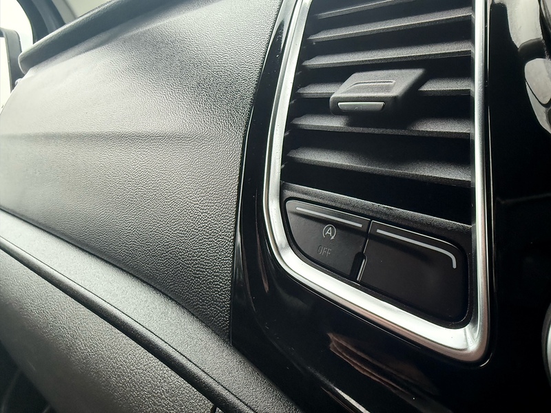 Ford 2.0 280 EcoBlue Limited Panel Van 5dr Diesel Manual L1 H1 Euro 6 (s/s) (130 ps)