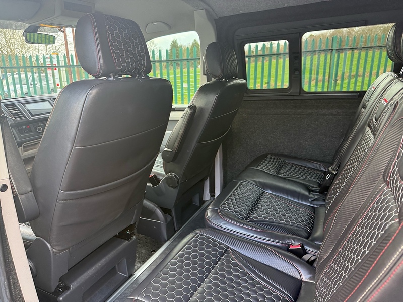 Volkswagen 2.0 BiTDI T32 BlueMotion Tech Highline Panel Van 5dr Diesel Manual 4Motion SWB Euro 6 (s/s) (204 ps)