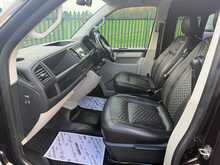 Volkswagen Transporter BiTDI T32 BlueMotion Tech Highline 