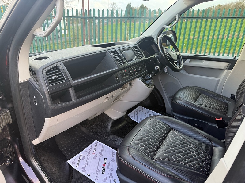 Volkswagen 2.0 BiTDI T32 BlueMotion Tech Highline Panel Van 5dr Diesel Manual 4Motion SWB Euro 6 (s/s) (204 ps)