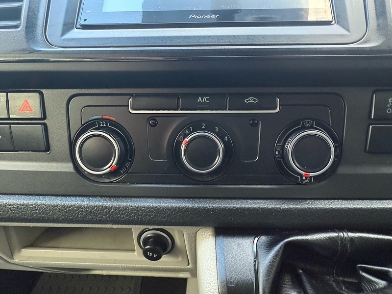 Volkswagen 2.0 BiTDI T32 BlueMotion Tech Highline Panel Van 5dr Diesel Manual 4Motion SWB Euro 6 (s/s) (204 ps)