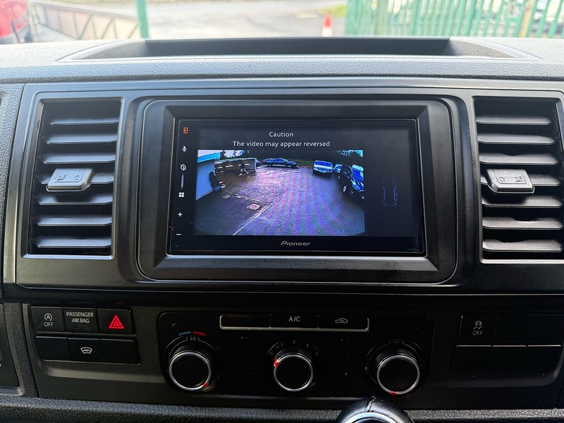 Volkswagen 2.0 BiTDI T32 BlueMotion Tech Highline Panel Van 5dr Diesel Manual 4Motion SWB Euro 6 (s/s) (204 ps)