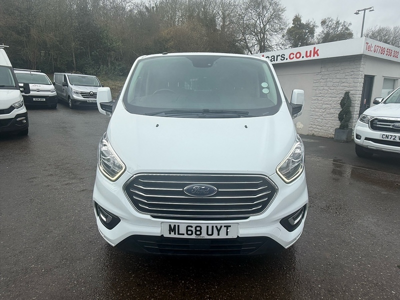 Ford 2.0 310 EcoBlue Titanium Minibus Double Cab 5dr Diesel Manual L2 Euro 6 (s/s) (130 ps)