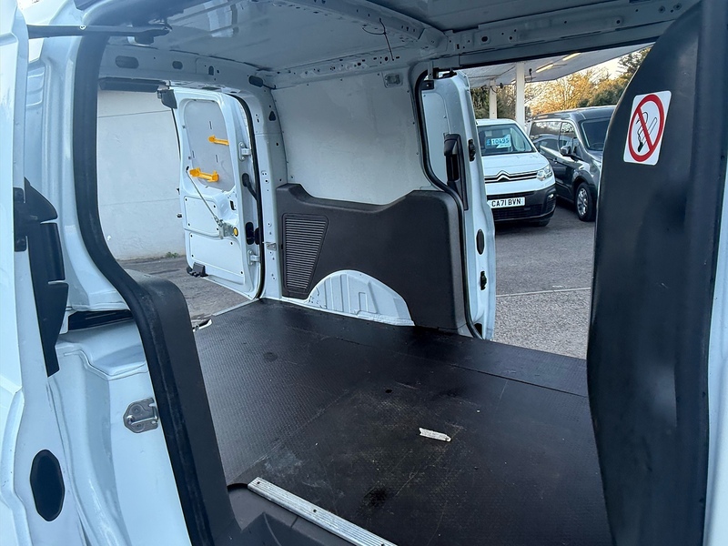 Ford 1.5 240 EcoBlue Leader Panel Van 5dr Diesel Manual L2 Euro 6 (s/s) (100 ps)