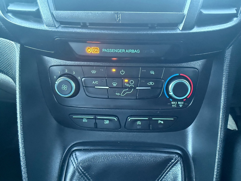 Ford 1.5 240 EcoBlue Leader Panel Van 5dr Diesel Manual L2 Euro 6 (s/s) (100 ps)