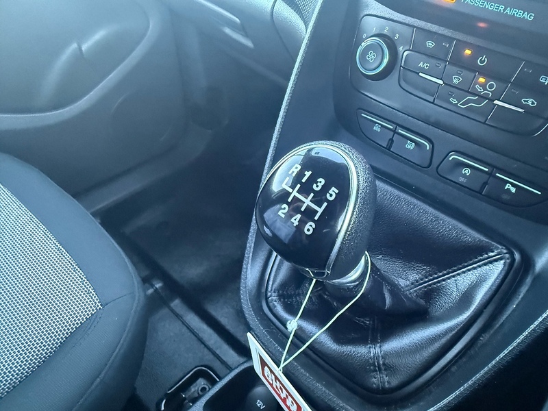 Ford 1.5 240 EcoBlue Leader Panel Van 5dr Diesel Manual L2 Euro 6 (s/s) (100 ps)