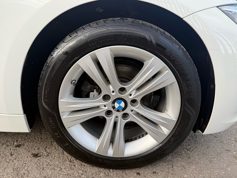 BMW 320d ED Sport Saloon 2.0 Automatic Diesel