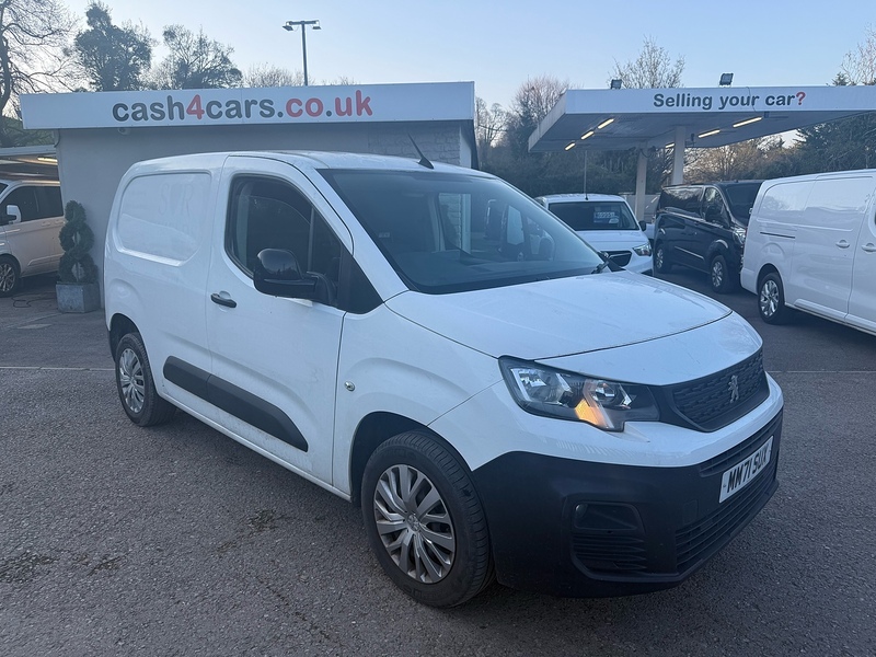 1.5 BlueHDi 1000 Professional Premium Standard Panel Van 5dr Diesel Manual SWB Euro 6 (100 bhp)