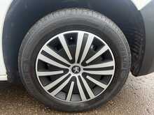 Peugeot Partner BlueHDi 1000 Professional Premium 