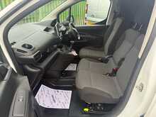 Peugeot Partner BlueHDi 1000 Professional Premium 