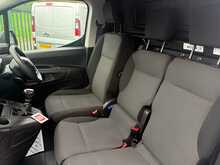 Peugeot Partner BlueHDi 1000 Professional Premium 