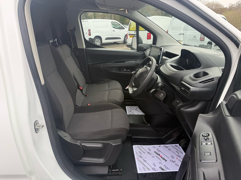 Peugeot 1.5 BlueHDi 1000 Professional Premium Standard Panel Van 5dr Diesel Manual SWB Euro 6 (100 bhp)