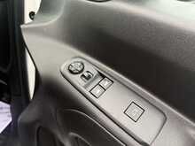 Peugeot Partner BlueHDi 1000 Professional Premium 