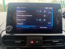 Peugeot Partner BlueHDi 1000 Professional Premium 