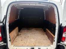 Peugeot Partner BlueHDi 1000 Professional Premium 