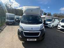 Peugeot Boxer BlueHDi 335 Built for Business 
